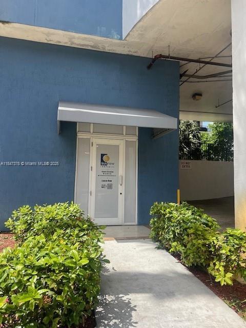 6355 SW 8th St 2-E, Miami, Florida 33144, HOA KỲ