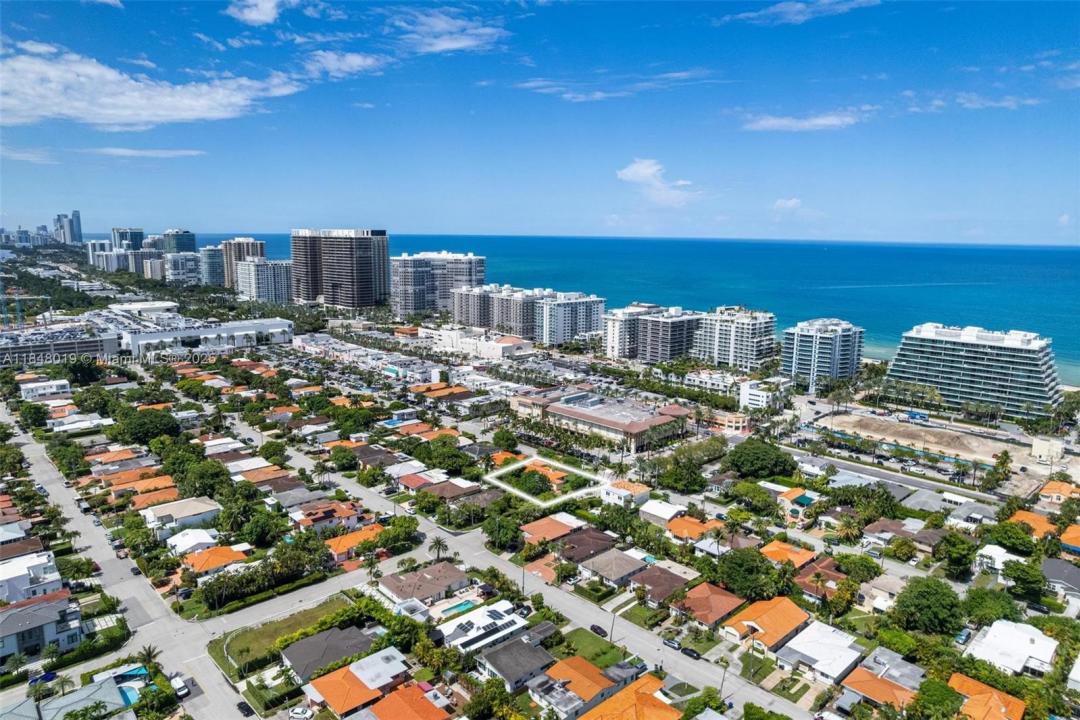 9400 Abbott Ave, Surfside, Florida 33154, Amerika Birleşik Devletleri