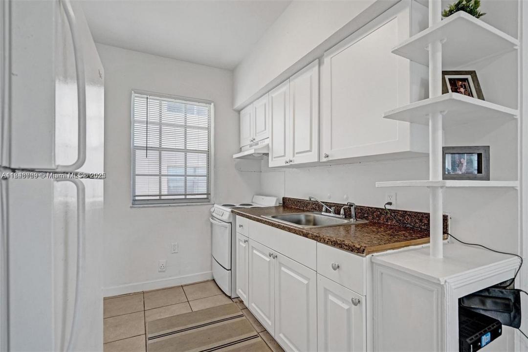 6860 Abbott Ave 4, Miami Beach, Florida 33141, Stati Uniti