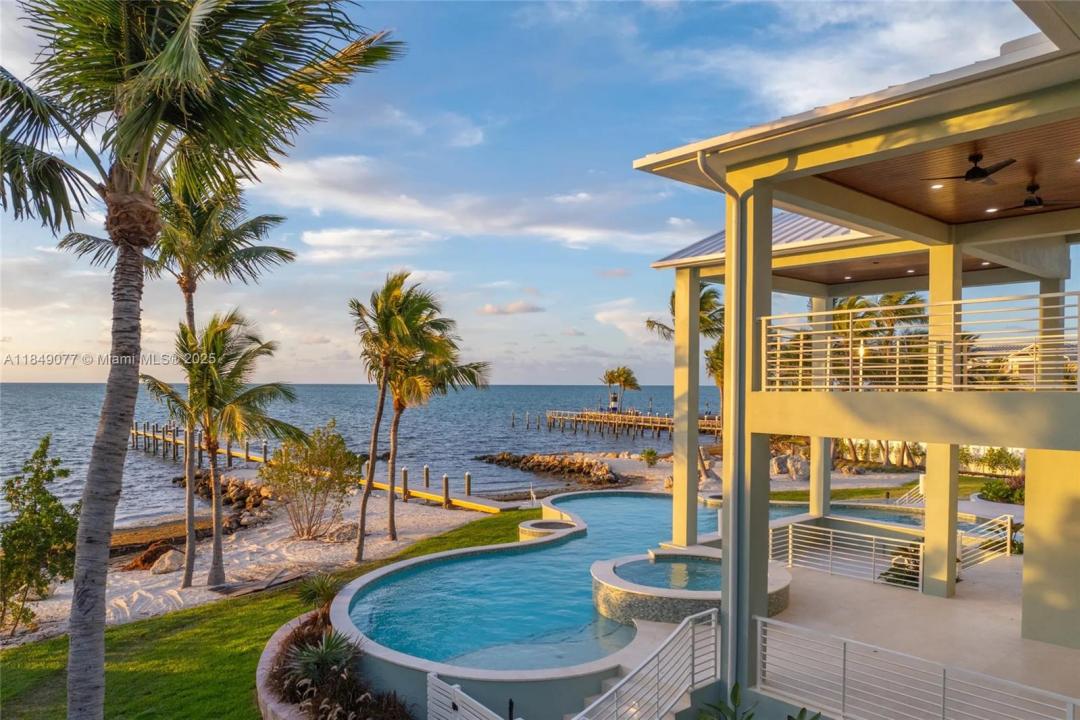 Islamorada, Florida 33070