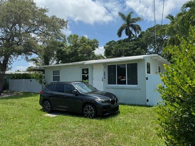 204 SW 7th Ave, Hallandale Beach, Florida 33009