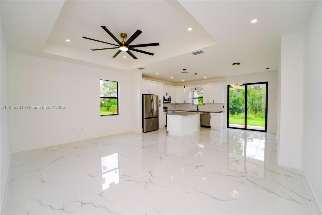 4107 13 ST SW, Lehigh Acres, Floride 33976, États-Unis