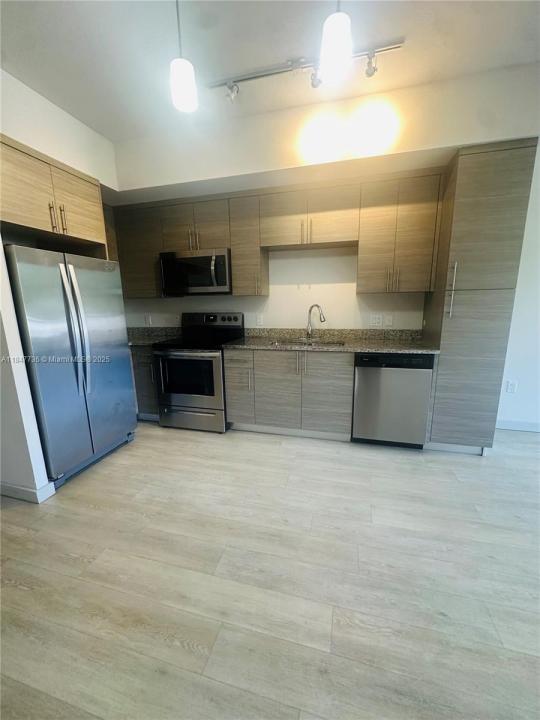 817 SE 2nd Ave 224, Fort Lauderdale, Floride 33316, États-Unis