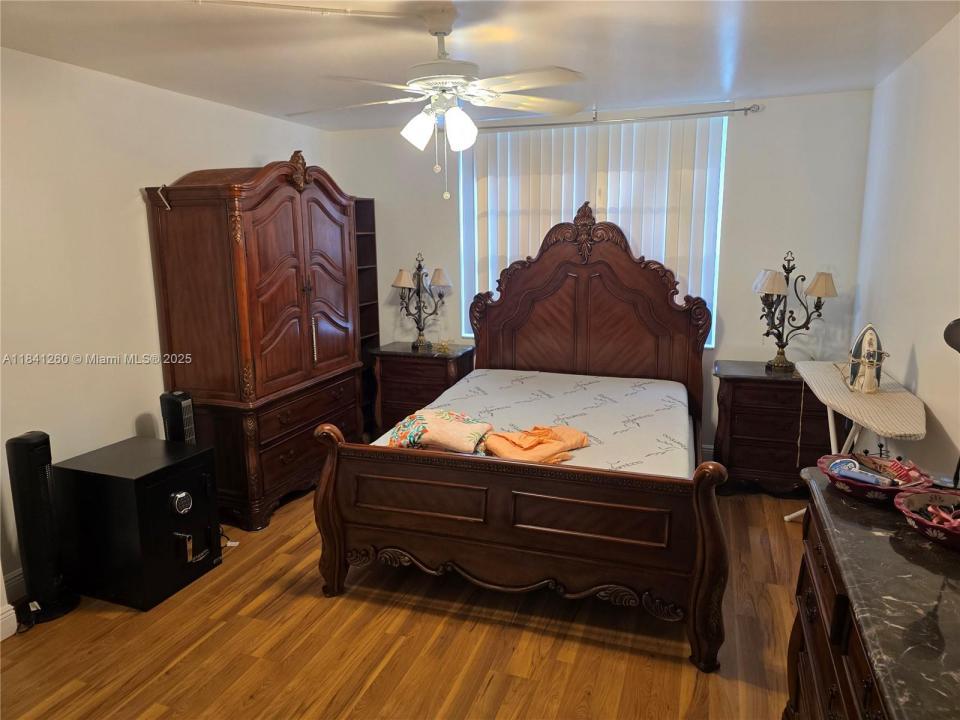 4898 NW 29th Ct 107, Lauderdale Lakes, 佛罗里达州 33313, 美国