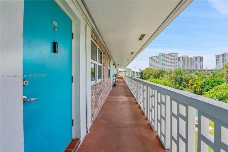 234 Hibiscus Ave 364, Lauderdale By The Sea, Florida 33308, USA
