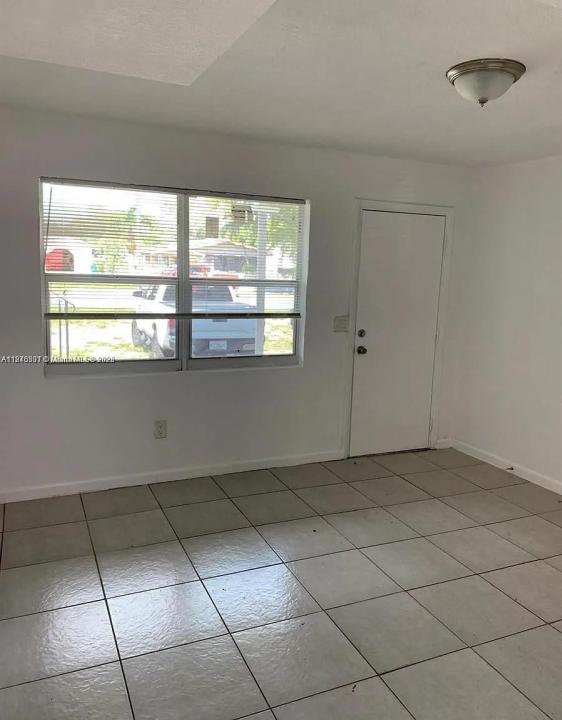 1277 NW 58th St, Miami, 플로리다 33142, 미국