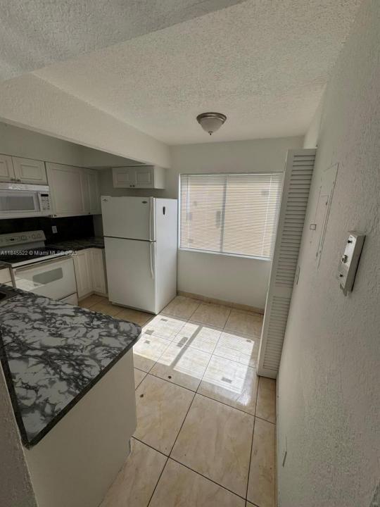 2800 Georgia Ave D27, West Palm Beach, 플로리다 33405, 미국