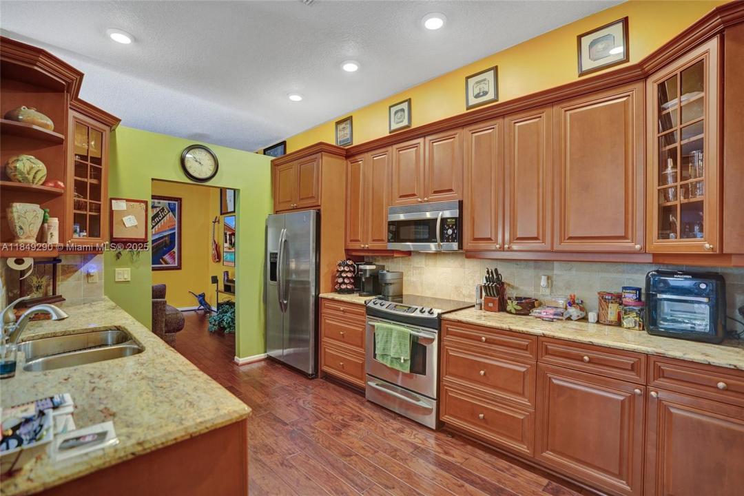 212 Citrus Trl, Boynton Beach, Florida 33436