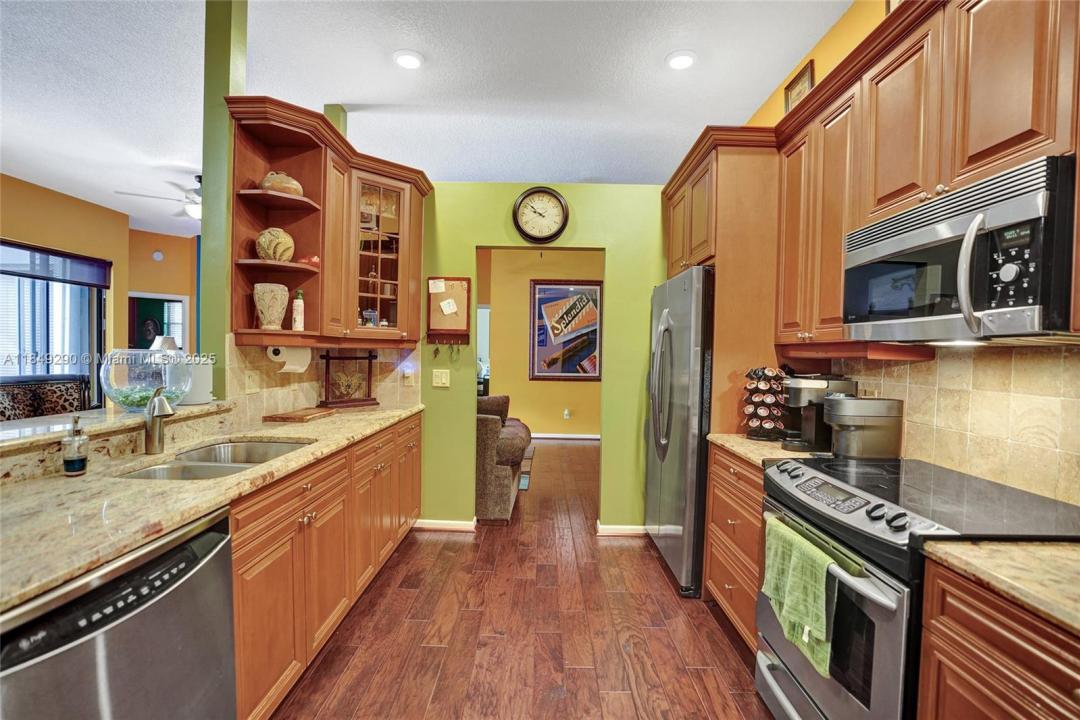 212 Citrus Trl, Boynton Beach, Florida 33436