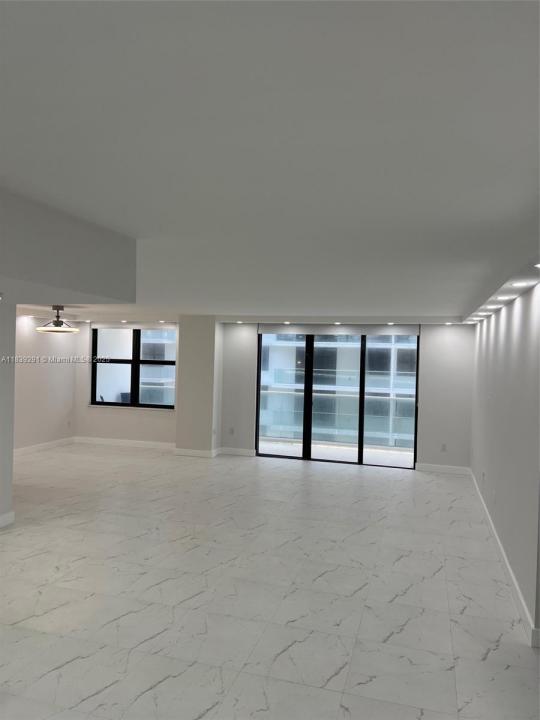 9801 Collins Ave 15X/complete renovated, Bal Harbour, フロリダ 33154, アメリカ合衆国