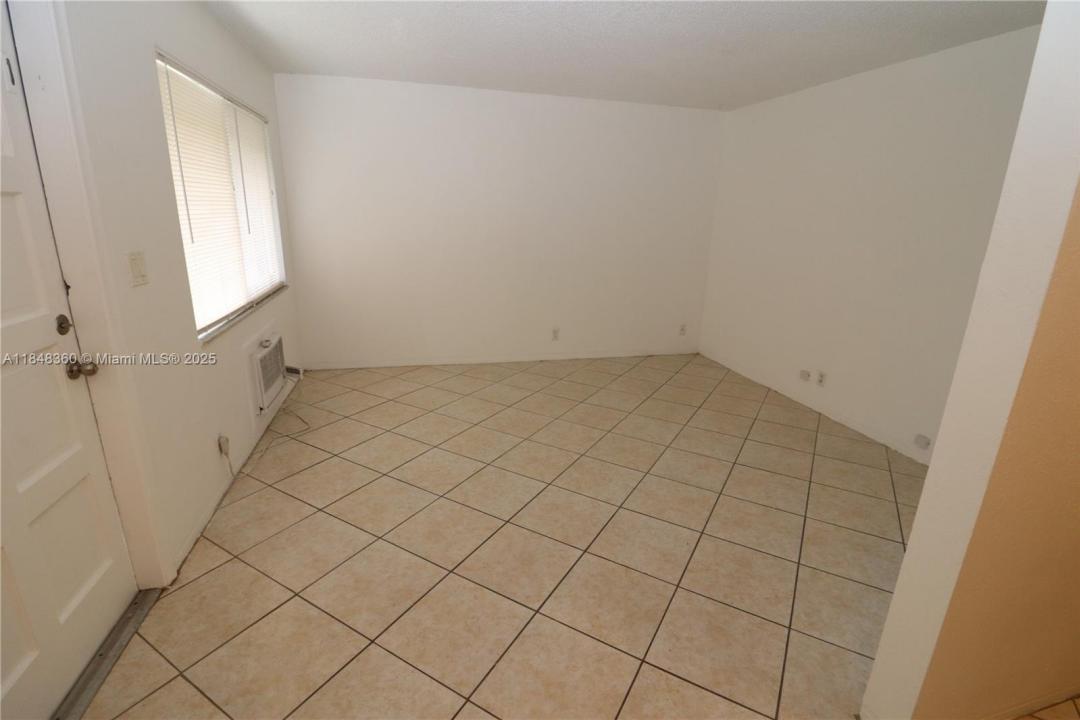59 NW 37th St 3, Oakland Park, Florida 33309