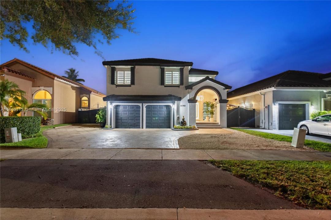 8740 NW 153rd Ter, Miami Lakes, Florida 33018, Estados Unidos