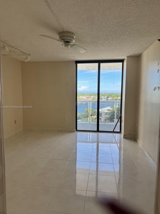 20505 E Country Club Dr 835, Aventura, Floride 33180, États-Unis
