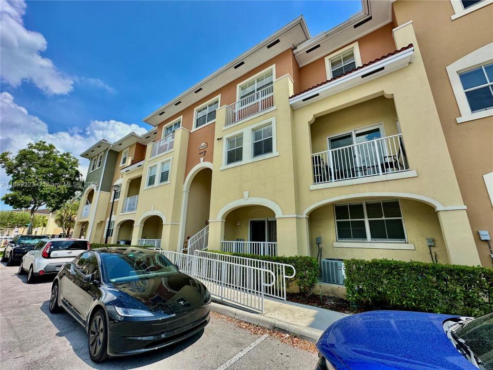 10870 NW 88th Ter 103, Doral, フロリダ 33178, アメリカ合衆国