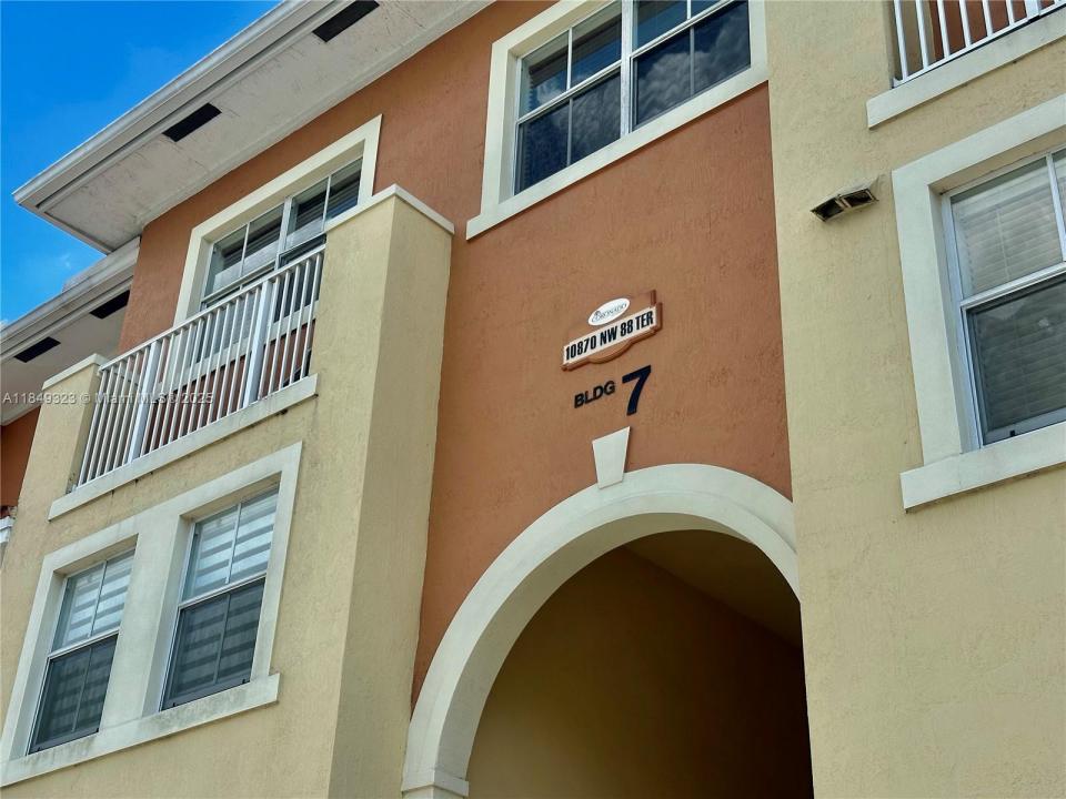 10870 NW 88th Ter 103, Doral, フロリダ 33178, アメリカ合衆国