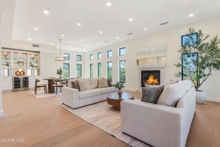 Capri Drive, Simi Valley, 加州 93065, 美國