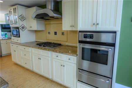 46 South River Drive, Narragansett, Rhode Island 02882