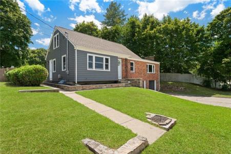 2 King Street, Johnston, RI 02919, USA