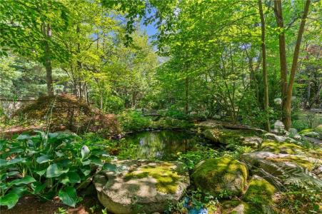310 Twin River Road, Lincoln, Rhode Island 02865