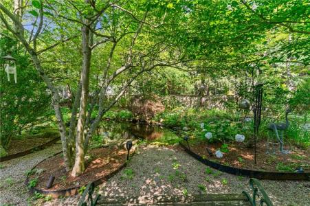 310 Twin River Road, Lincoln, Rhode Island 02865