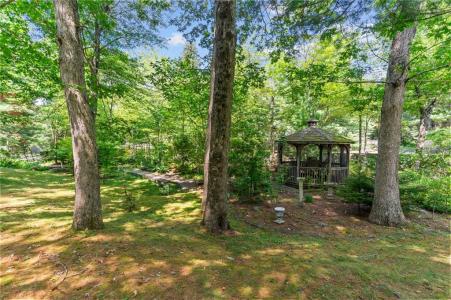 310 Twin River Road, Lincoln, Rhode Island 02865