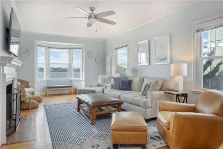 112 Esplanade, Middletown, Rhode Island 02842, Stati Uniti