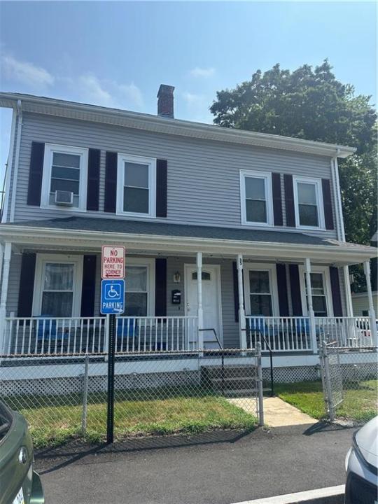 35 Yates Street 1, Lincoln, Rhode Island 02865, États-Unis