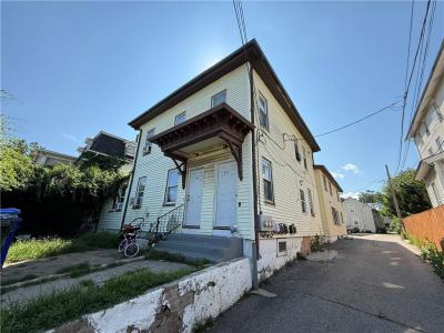 674 Providence Street, West Warwick, רוד איילנד 02893, ארצות הברית של אמריקה