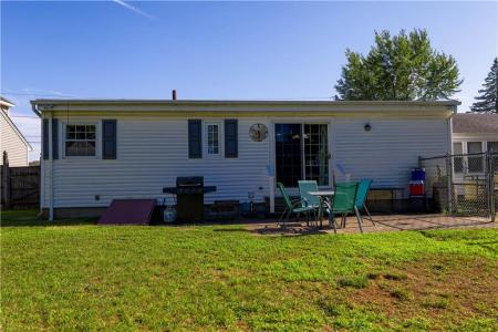 173 Vineyard Road, Warwick, Rhode Island 02889, USA