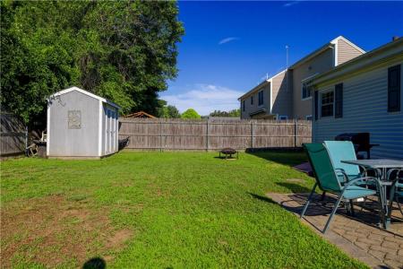 173 Vineyard Road, Warwick, Rhode Island 02889, USA