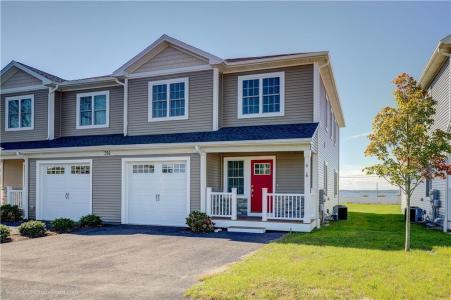 314 Chases Lane B, Middletown, RI 02842, USA