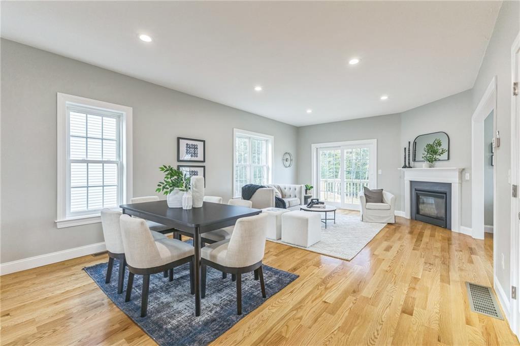 3 Old County Village Way, Smithfield, Rhode Island 02917, Estados Unidos