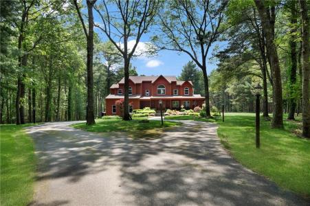 350 Austin Farm Road, Exeter, Rhode Island 02822