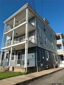 576 Providence Street, Woonsocket, Rhode Island 02895