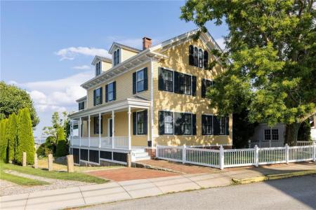 11 MAIN Street, Stonington, Коннектикут 06378, Соединенные Штаты