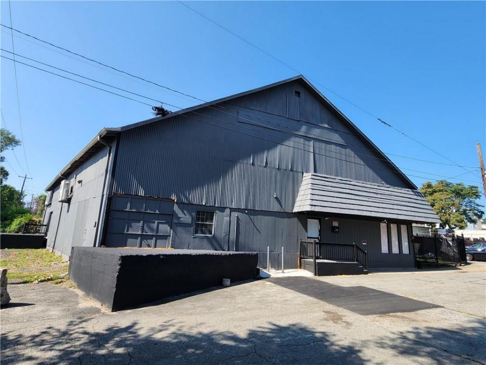 8 Depot Avenue, Cranston, Rhode Island 02920