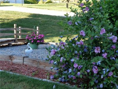128 West Road, Cumberland, Rhode Island 02864