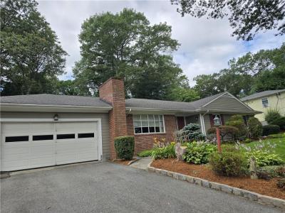 25 MAPLECREST Drive, Smithfield, رود ايلاند 02828, الولايات المتحدة