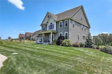 1 West Farm Road, Smithfield, RI 02917, USA