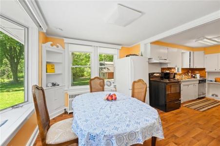 544 Old north Road, South Kingstown, Rhode Island 02881