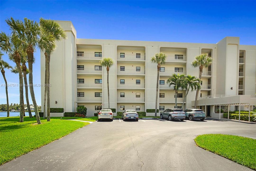 100 Intracoastal Pl 102, Jupiter, フロリダ 33469, アメリカ合衆国