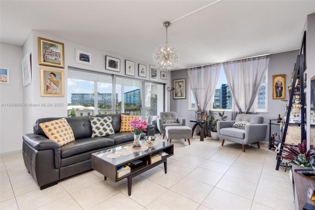 4330 Hillcrest Dr 519, Hollywood, 佛罗里达州 33021, 美国