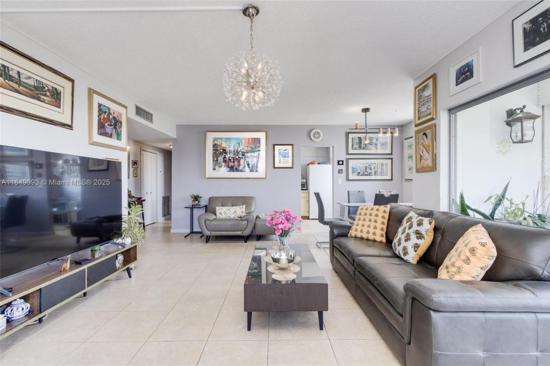 4330 Hillcrest Dr 519, Hollywood, 佛罗里达州 33021, 美国