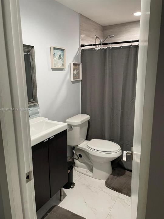13700 SW 62nd St 213, Miami, Florida 33183, Estados Unidos