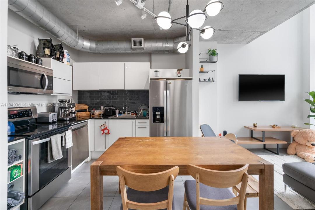 690 SW 1st Ct 2920, Miami, 佛羅里達州 33130, 美國