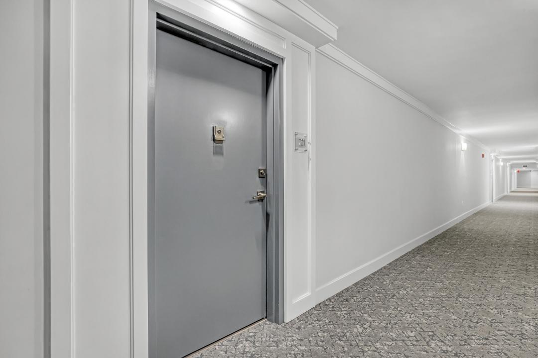 3546 S Ocean Boulevard 721, The Barclay Condo, South Palm Beach, Florida 33480