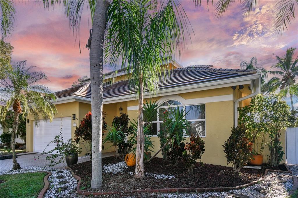 541 NW 205th Ave, Chapel Trail, Pembroke Pines, Florida 33029