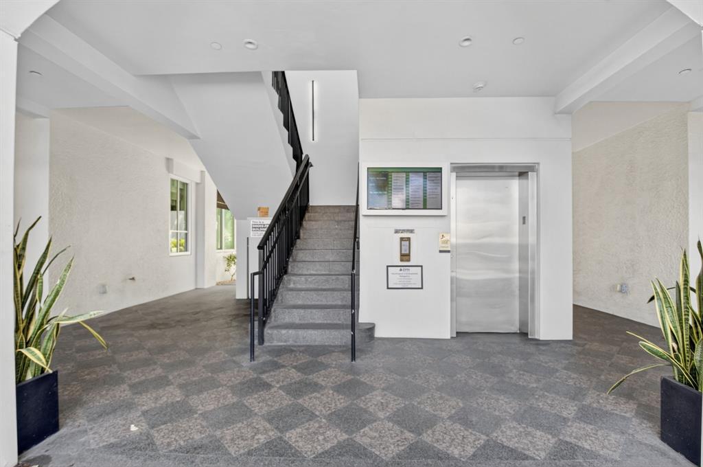 2799 NW 2nd Ave 101-103, Boca Raton, Florida 33431, Estados Unidos
