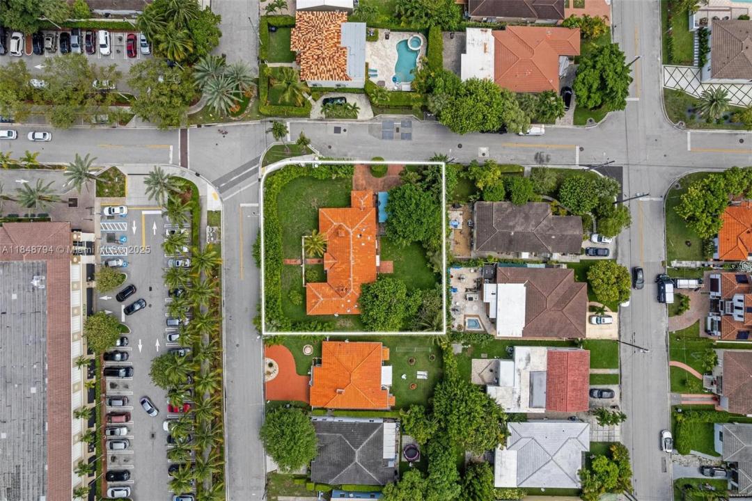 9400 Abbott Ave, Surfside, Flórida 33154, Estados Unidos