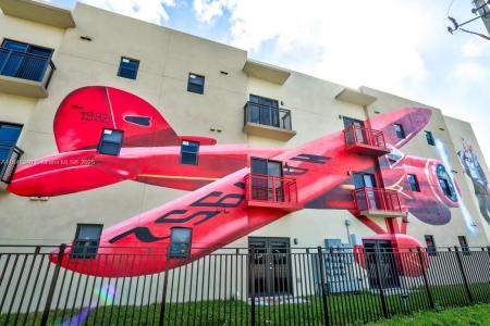 339 W 78th Road 203, Hialeah, Florida 33014, USA